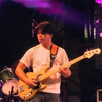ธนัช แสงทวีป